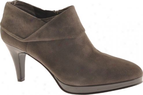 Bandolino Justbecuz (women's) - Dark Grey Suede