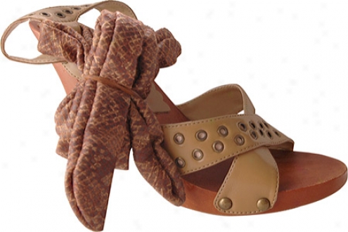 Beston Kitty (women's) - Camel