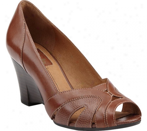 Clarks Domino Spin (women's) - Brown Leather