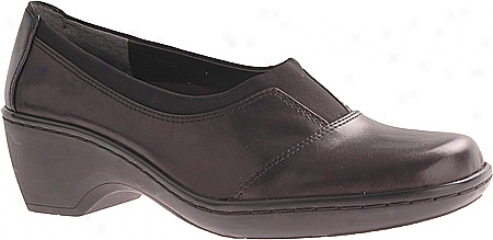 Easy Spirit Kirian (women's) - Black/black Leather