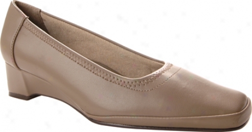 Easy Street Freedom (women's) - Taupe Smooth/stretch