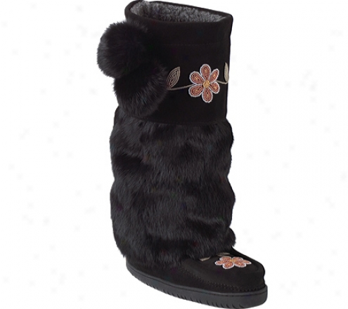 Manitonah Mukluks Metis Suede Mukluk (women's) - Black Cowhide Suede/rabbit Fur/crepe