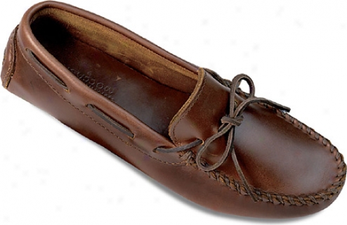 Minnetonka Staight Chew Driving Moc (women's) - Dark Brown Lariat