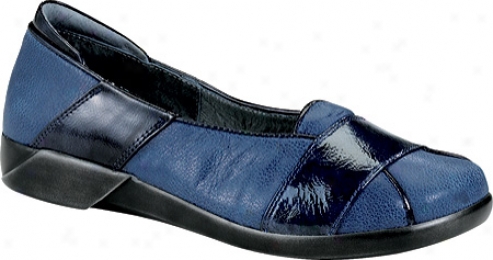 Naot Architect (women's) - Indigo Sky Leather/navy Patent Leather