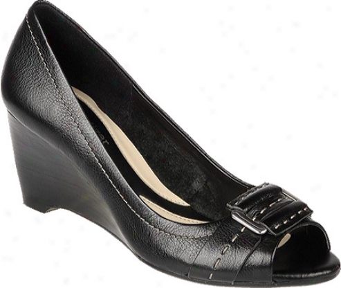 Naturalizer Beata (women's) - Black Vintage Leather