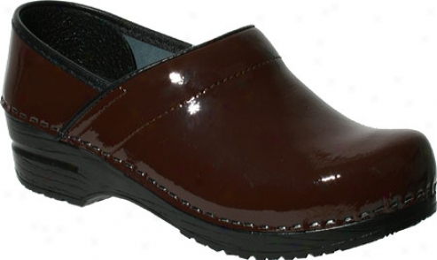 Sanita Clogs Professional Pat3nt (women's) - Dark Brown