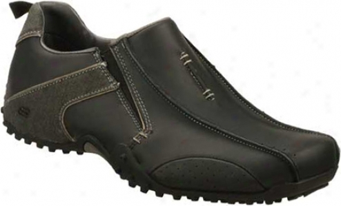 Skechers Urbantrack Solver (men's) - Black