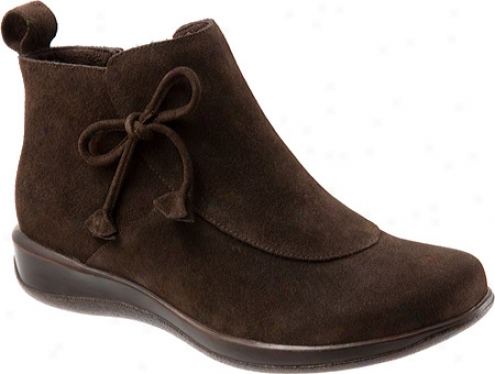 Softwalk Trieste (women's) - Dark Brown Cow Suece