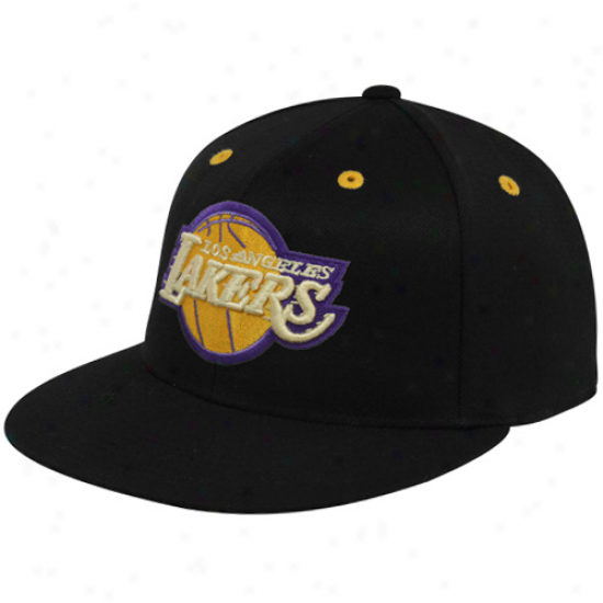 Adidas Los Angeles Lakers Black Flat Bill 210 Fitted Hat