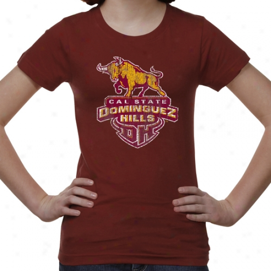 Cal State Dominguez Hills Toros Youth Distressed Primary T-shirt - Garnet