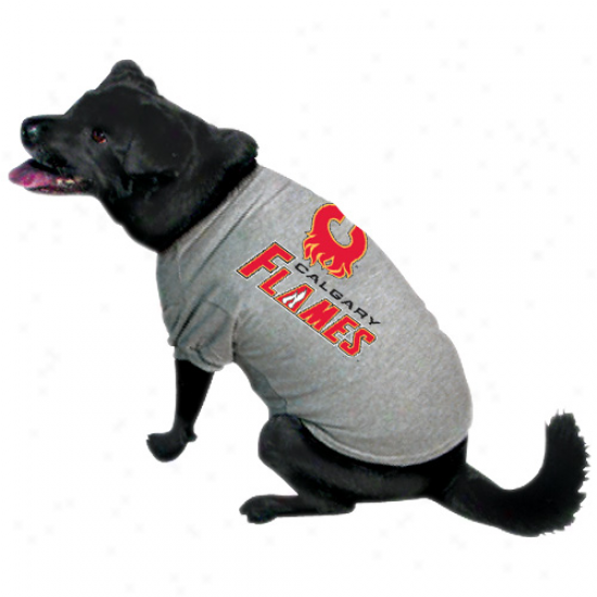 Calgaet Flames Gray Dog T-shirt