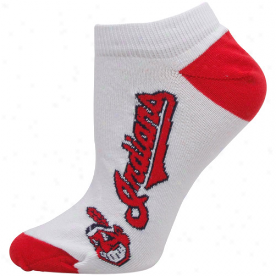 Cleveland Indians Ladies White Arched Team Name Ankle Socks