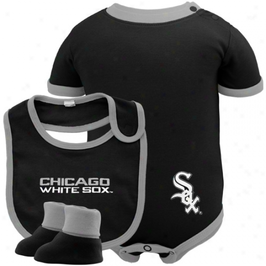 Majestic Chicago White Sox Black 3-piece Creeper, Bib & Booties Set