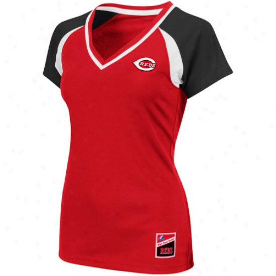 Majestic Cincinnati Reds Ladies Emerald V-neck Premium T-shirt - Red-black