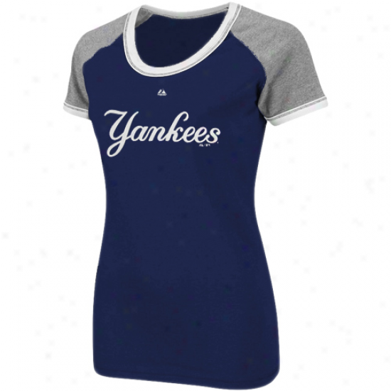 Majestic New York Yankees Ladies All My Heart Fashion Top - Navy Blue-gray