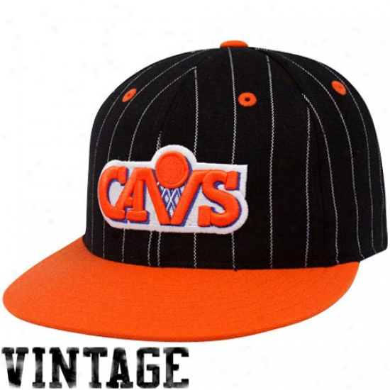 Mitchell & Ness Cleveland Cavaliers Black-orange Pinstripe Vintage Logo Fitted Hat