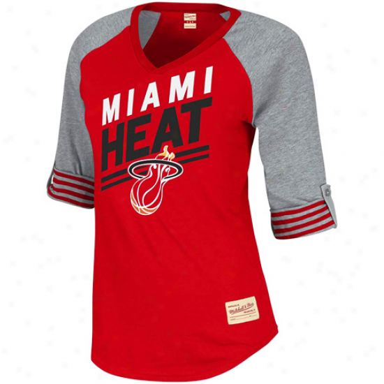 Mitcbell & Ness Miami Heat Womens Comeback Premium T-shirt - Red