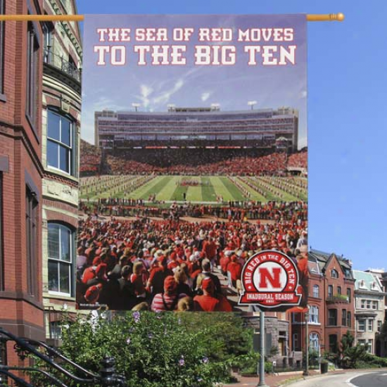 Nebraska Cornhuskers Sea Of Red 27'' X 37'' Vertical Banner