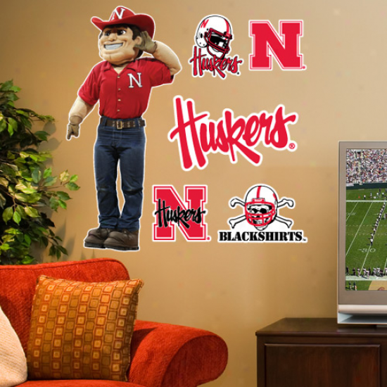 Nebraska Cornhuskers Team Masccot Vinyl Wall Decal Set