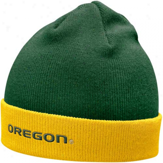 Nike Oregon Ducks Green-yellow Roll Top Knit Beanie