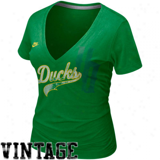 Nike Oregon Ducks Ladies Vault V-neck T-shirt - Green