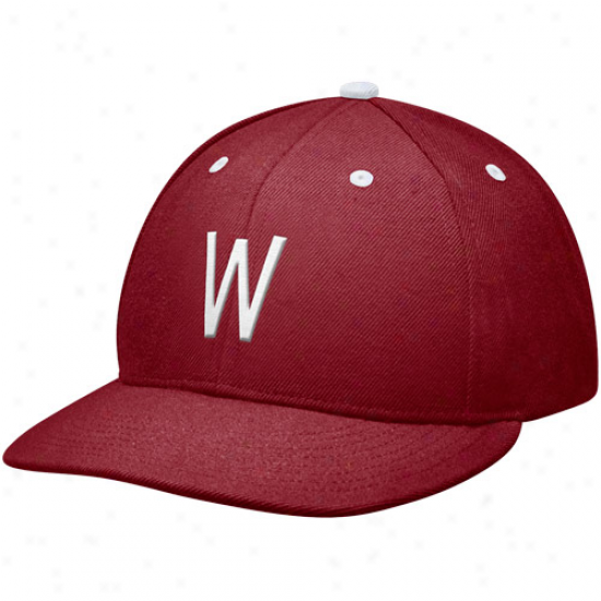 Nike Washington Rank Cougars True Authentic Fitted Baseball Hat - Crimson