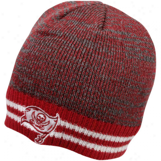 Reebok Tampa Bay Buccaneers Red Defender Heathered Cuffless Knit Beanie