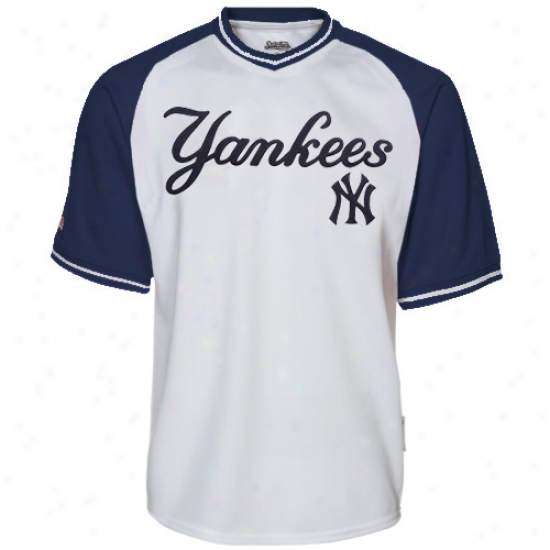 Stitches New York Yankees Mesh Pullover V-neck Jersey - White