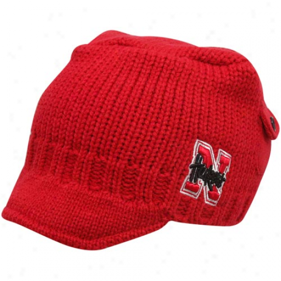 Top Of The World Nebraska Cornhuskers Youth Scarlet Bobby Cable Knit Beanie