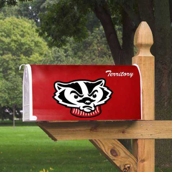 Wisconsin Badgers Logo Mailbox Cover