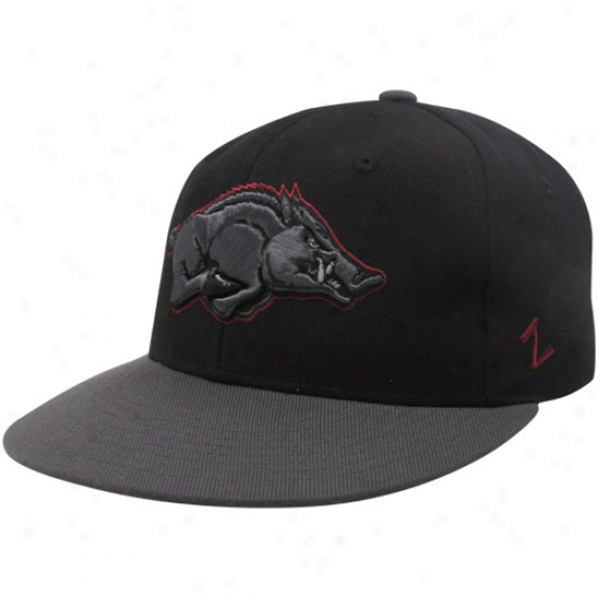 Zephyr Arkansas Razorbacks Charcoal-black Carbon Fitted Hat